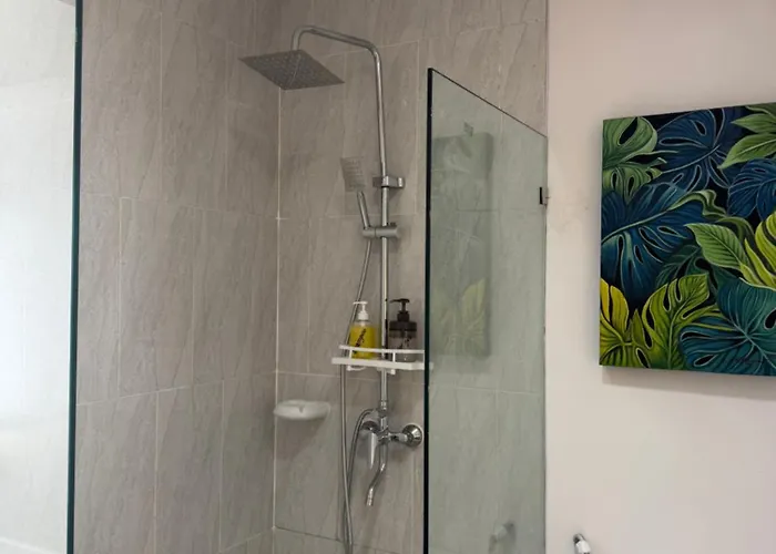 Aparthotel Mira's Unit In Amani Grand Residences Near Mactan Int'l Airport