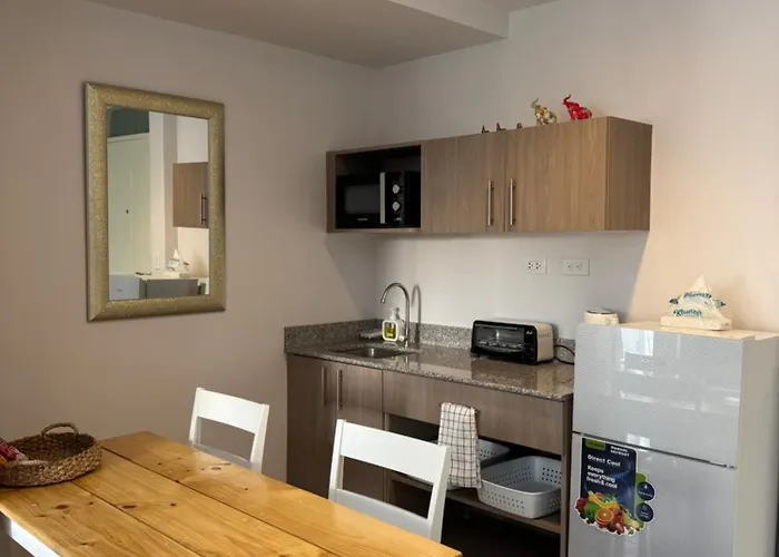 Mira's Unit In Amani Grand Residences Near Mactan Int'l Airport 3* Lapu-Lapu City